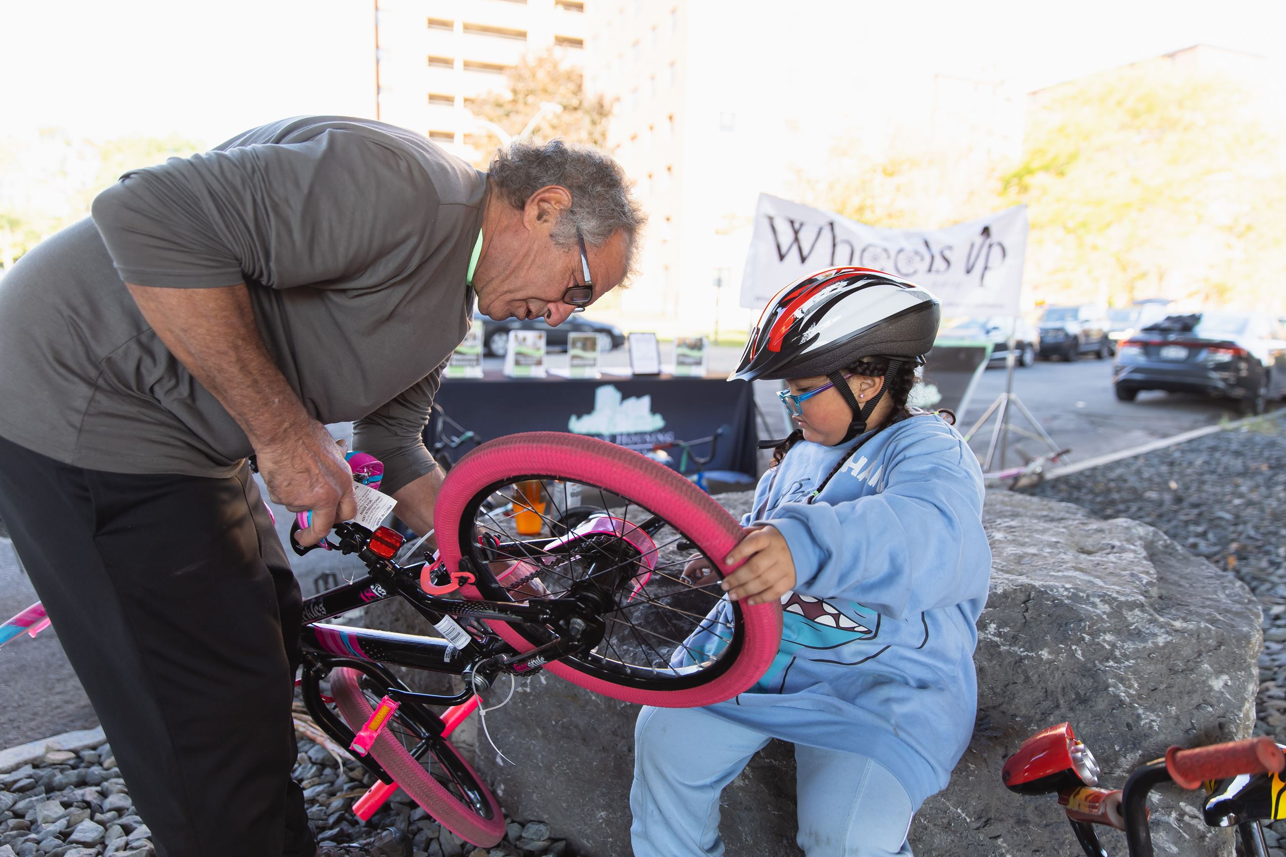 Kids Learn to Bike 1